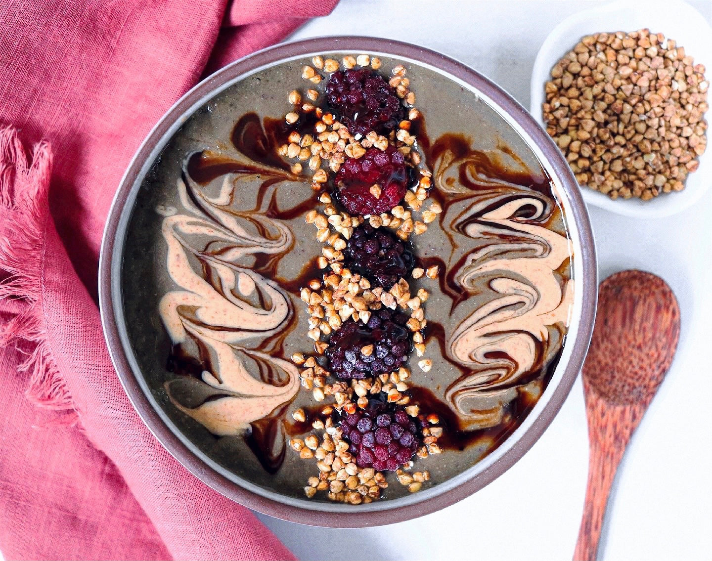 Blackberry Swirl Smoothie Bowl